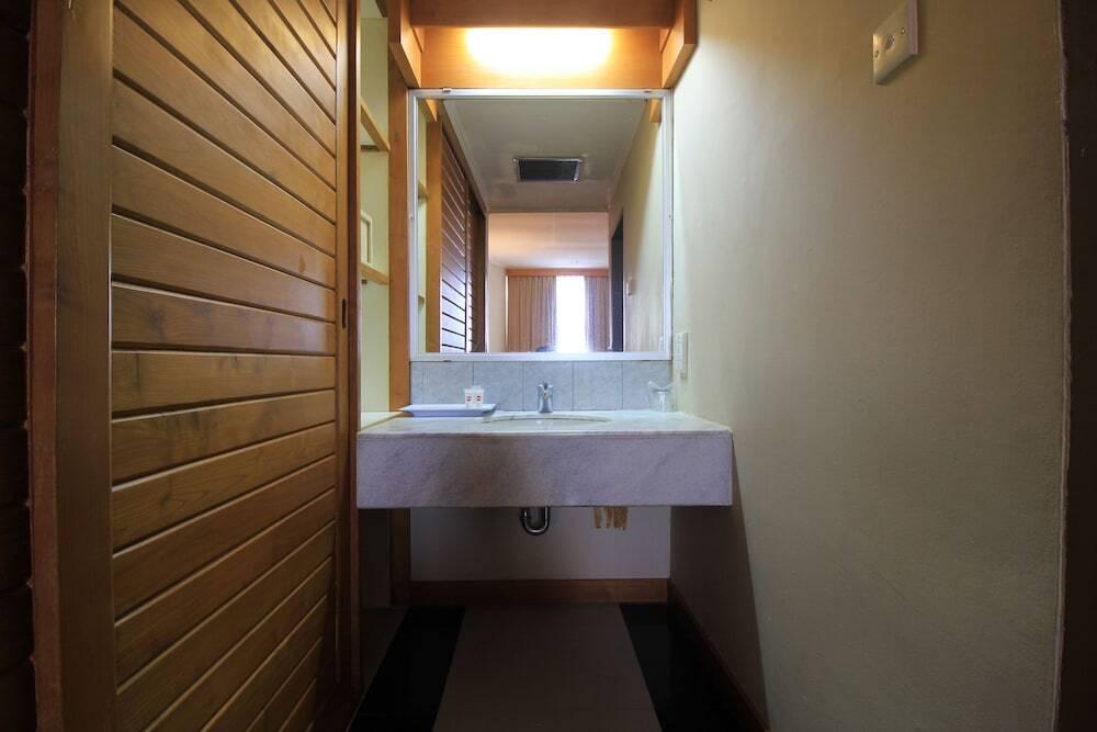Пеканбару: Capital O 1583 Mutiara Merdeka Hotel