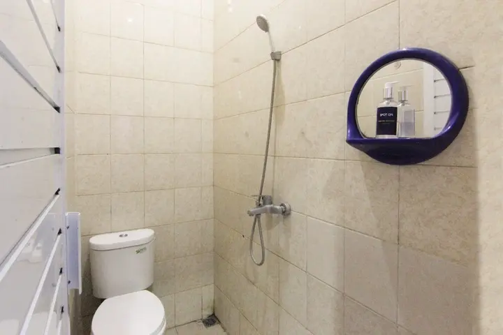 Бандунг: SPOT ON 1795 Ungu Residence Syariah