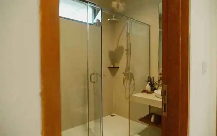 Бандунг: Ohara 5 bedrooms villa with private pool
