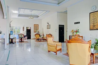 Палангкарая: Capital O 90417 Hotel Batu Suli Internasional