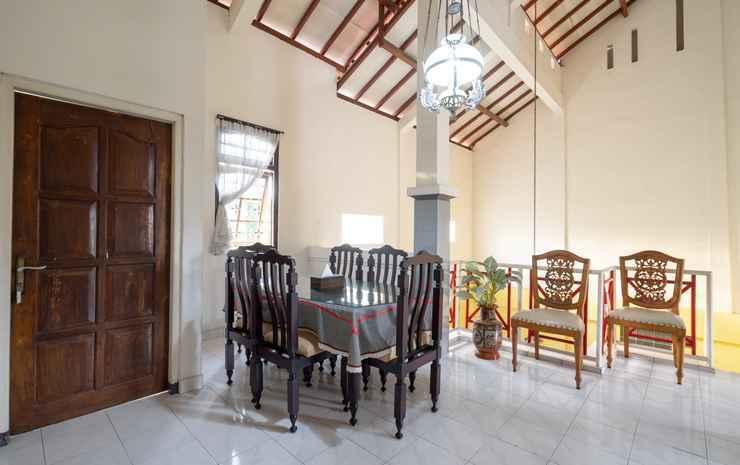 Депок: SPOT ON 2073 Guest House Omah Waris