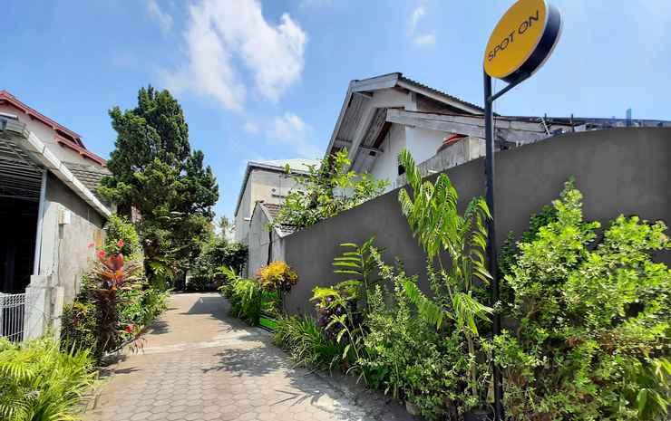 Депок: SPOT ON 2073 Guest House Omah Waris