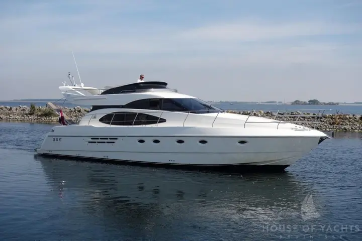 Сочи: Отель Яхта Azimut