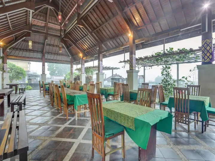 Сукасада: OYO 3835 Spice Paradise Hotel And Restaurant