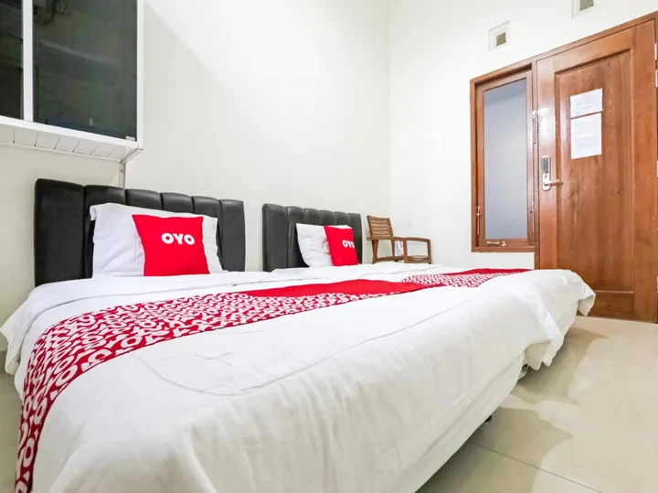 Суракарта: Super OYO 3838 Tamansari Guest House