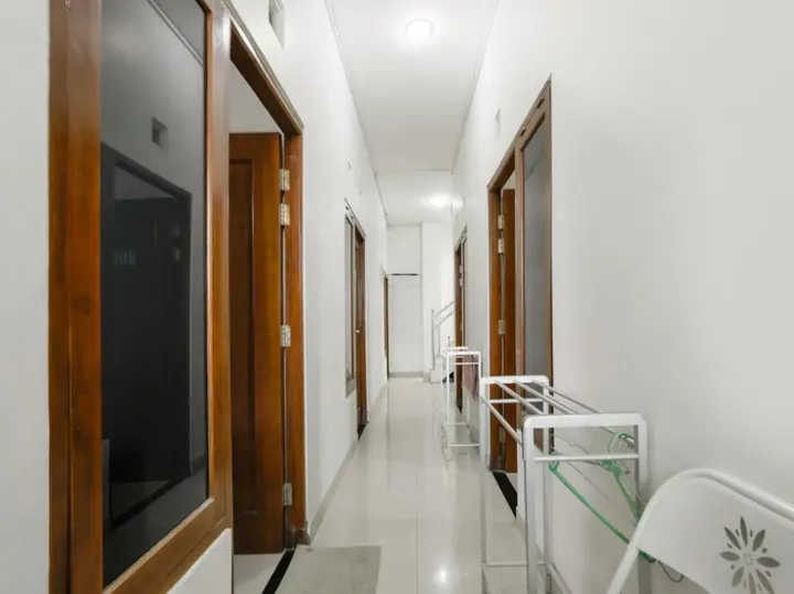 Суракарта: Super OYO 3838 Tamansari Guest House