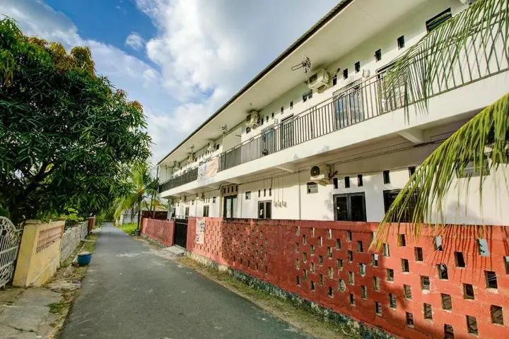 Банджанбару: OYO 3748 Rn Syariah Guest House