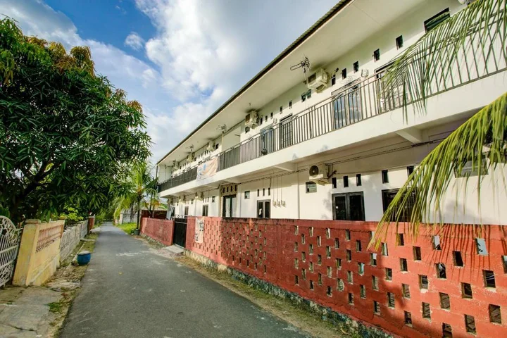 Банджанбару: OYO 3748 Rn Syariah Guest House
