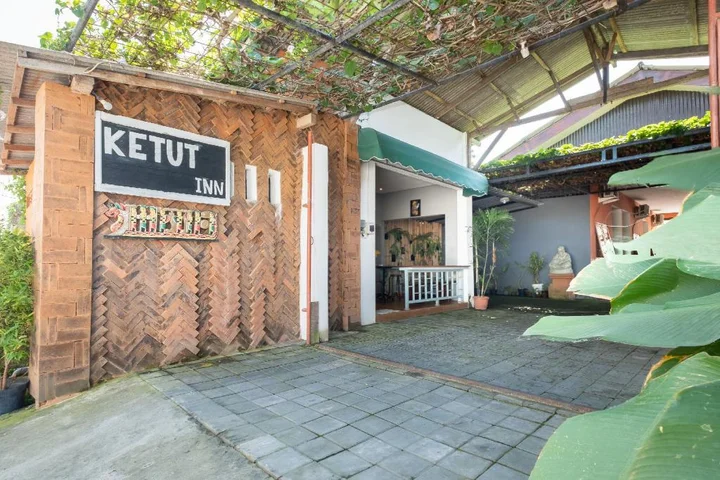 Денпасар: OYO 3775 Ketut Inn