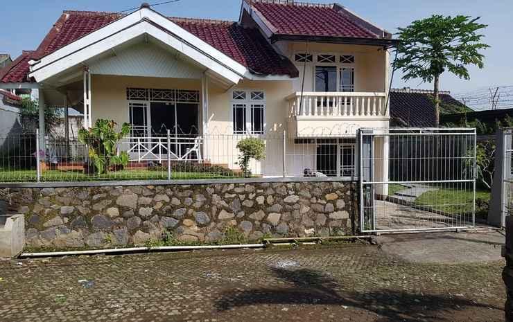 Чипанас: Villa D'Orchid Park Cipanas F4-5