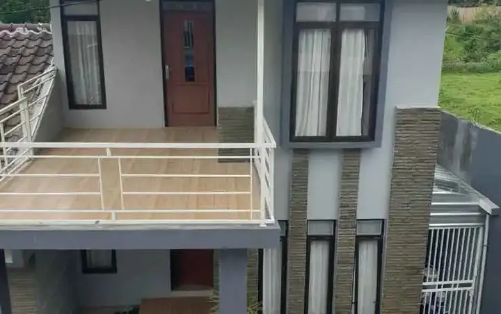 Бату: Villa Puncak Garuda E18 - Nggo Ngaso