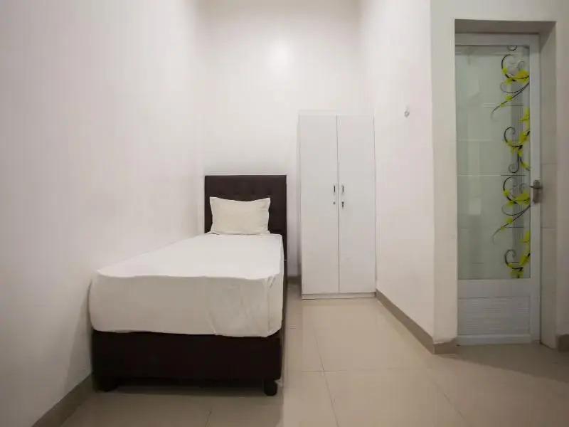 Медан: OYO Life 2243 Mariska Residence Syariah