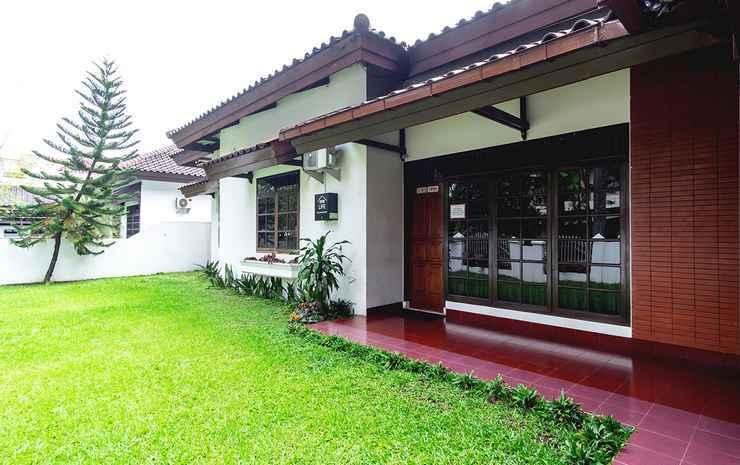 Медан: Oyo Life 2843 Raz House Syariah