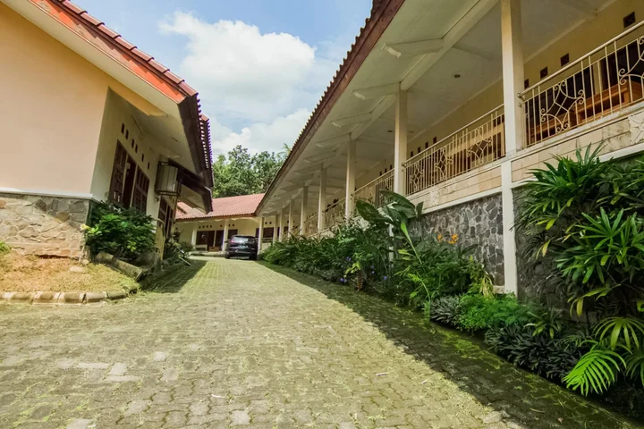 Унгаран: Wisma Langen Werdhasih