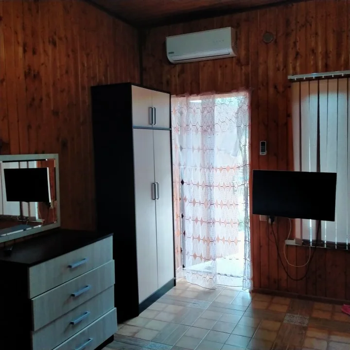Дербент: Гостевой дом База