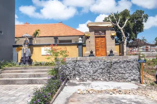 Беноа: OYO 3773 Geranyam Guest House