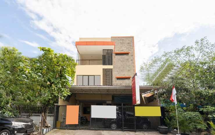 Сурабая: Oyo 3800 Kalidami Residence Syariah