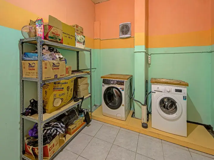 Чилачап: OYO 3841 Wisma 25