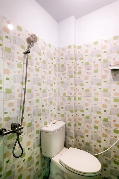 Медан: OYO 3844 Shinta Guesthouse