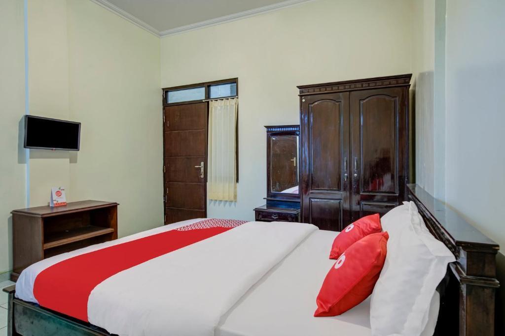 Сидоарджо: OYO 3862 Syariah Hotel Pandan Wangi