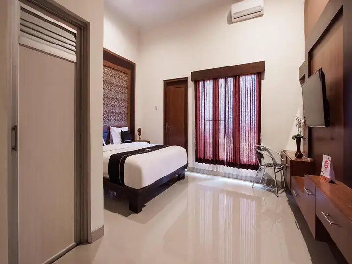 OYO 3935 Artha Ambarukmo Exclusive — фото 4