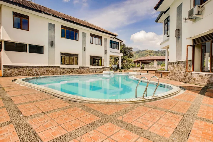 Чипанас: OYO 3896 Villa Pesona Wisata Puncak