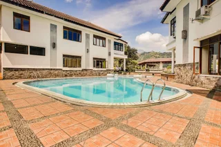 Чипанас: OYO 3896 Villa Pesona Wisata Puncak