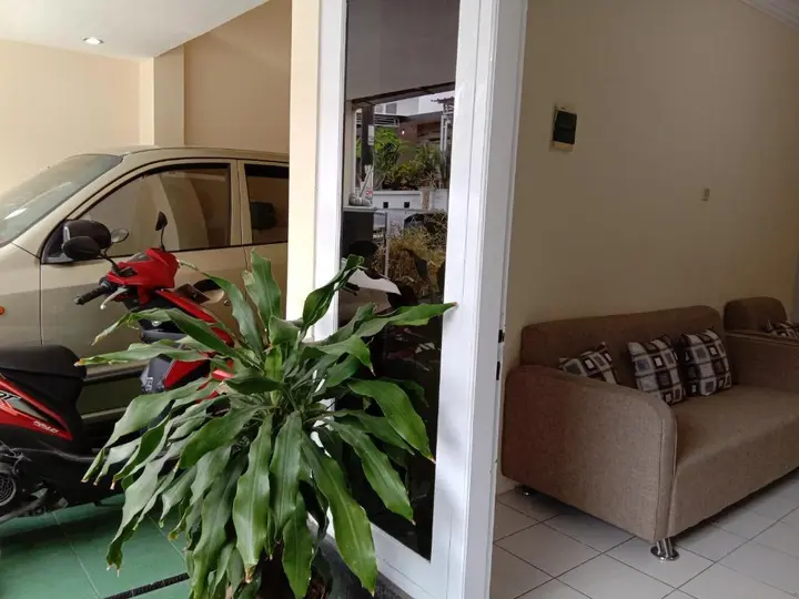 Батуретно: OYO 93859 Saffa 27 Guest House Syariah