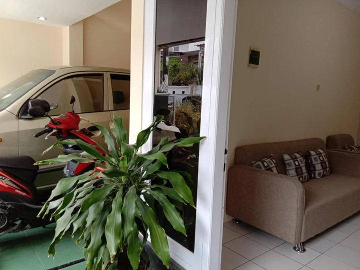 Батуретно: OYO 93859 Saffa 27 Guest House Syariah