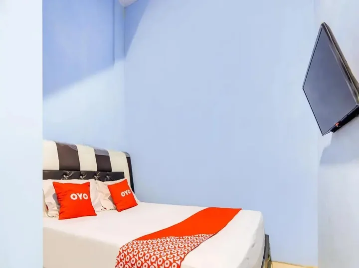 Петумбак: OYO 90009 Faster Inn 1