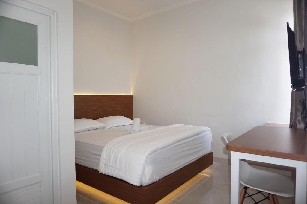 OYO 90023 Damar Kusumo Guest House — фото 3