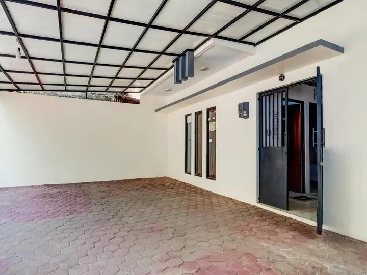 Лембанг: OYO 90025 Pondok Pesona Lembang