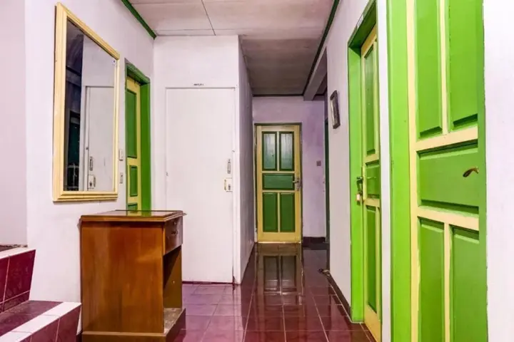 Барос: Villa Anyelir Yustik
