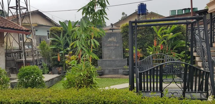 Чипанас: OYO 90079 Villa Pondok Idola
