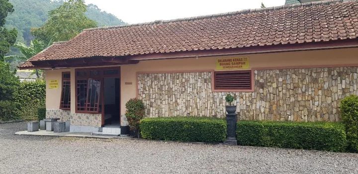 Чипанас: OYO 90079 Villa Pondok Idola