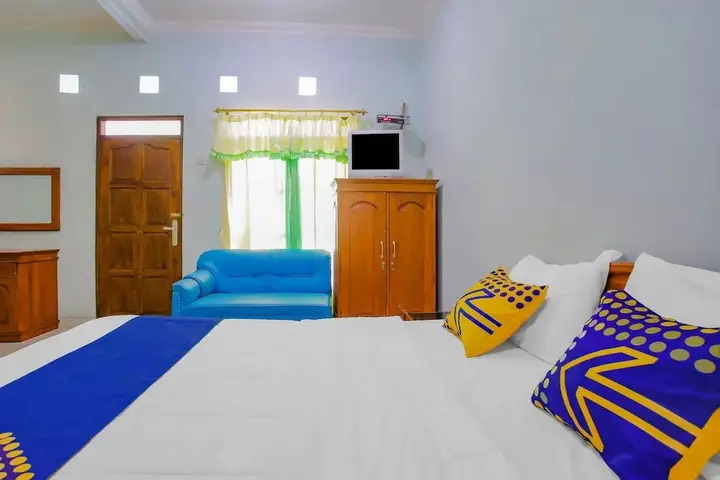 SPOT ON 90100 Hotel Kediri Bandungan — фото 5