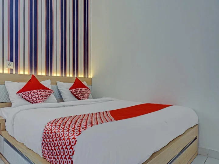 Тангеранг: OYO 90120 Bolang Room
