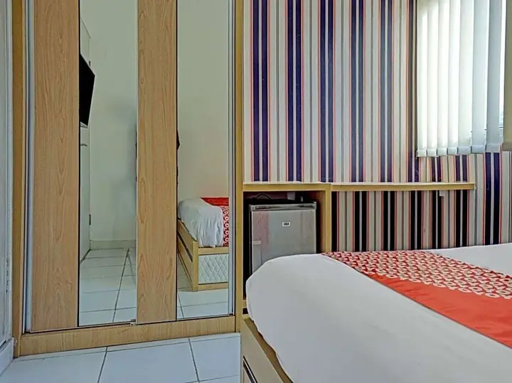 Тангеранг: OYO 90120 Bolang Room