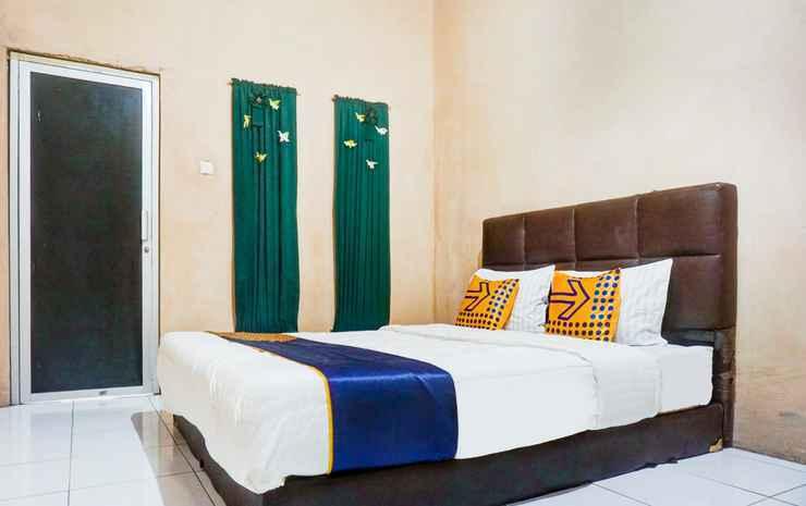 Депок: Spot on 90146 Sugianto Guesthouse Syariah