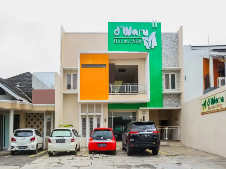 Суракарта: Super OYO 90193 D'waru Homestay Syariah