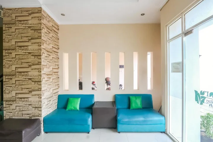 Суракарта: Super OYO 90193 D'waru Homestay Syariah