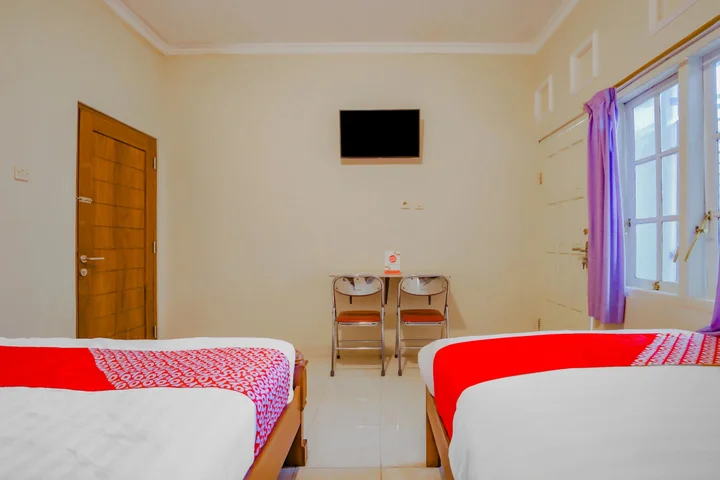 Депок: Super OYO 90210 Kenari House Syariah