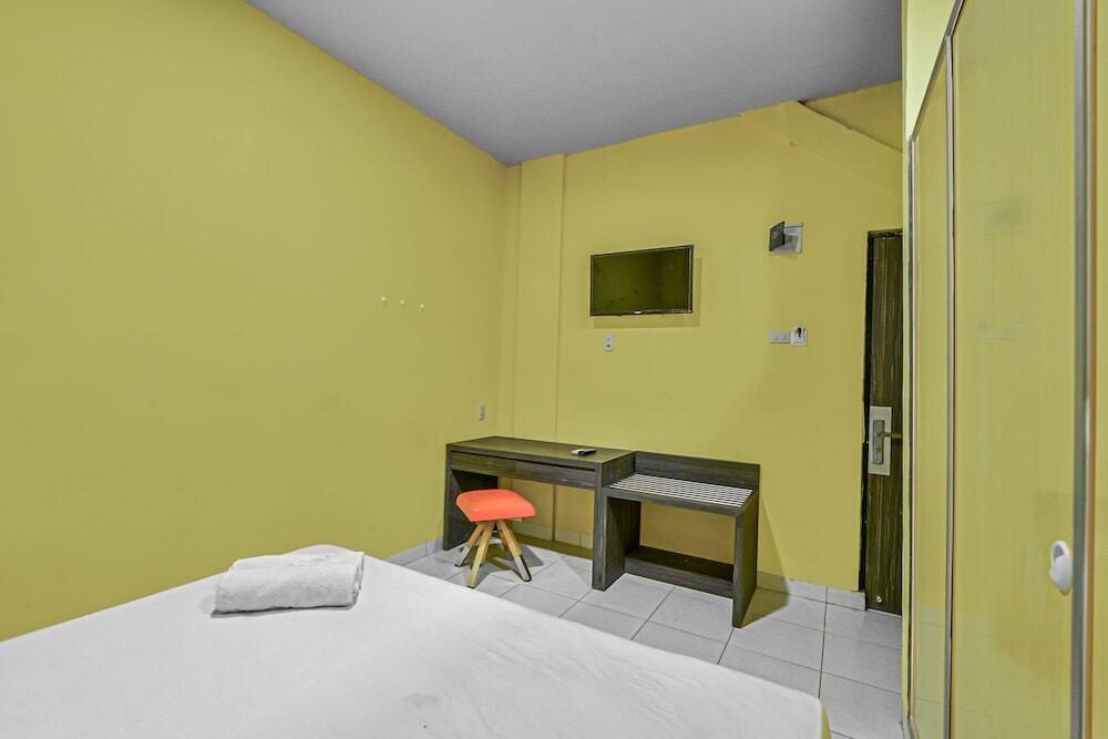 Петумбак: OYO 90259 Apollo Inn