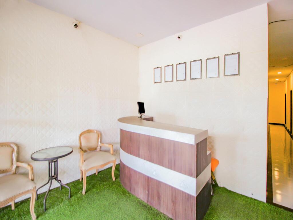 Петумбак: OYO 90259 Apollo Inn