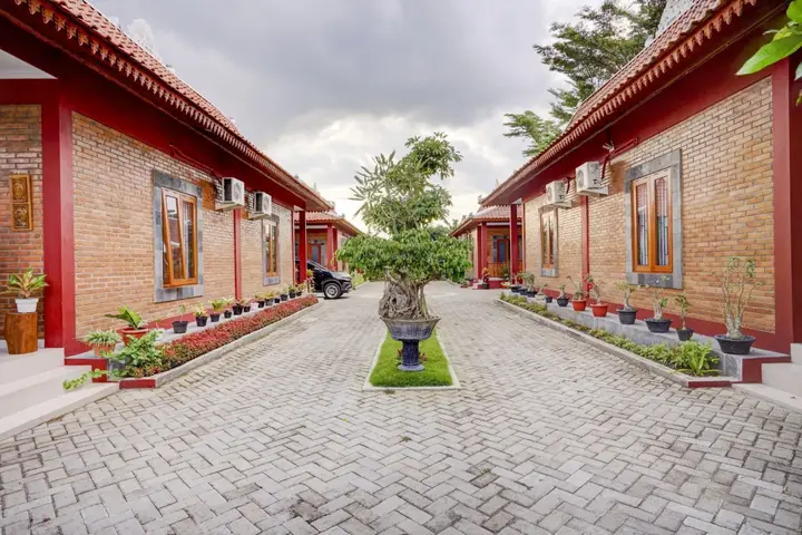 OYO 90265 Cempoko Mulyo Homestay Syariah — фото 1