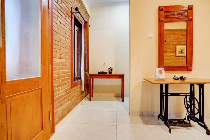 OYO 90265 Cempoko Mulyo Homestay Syariah — фото 5