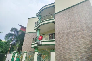 Депок: Oyo 90323 Wisma Puspita Syariah