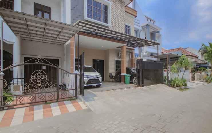 Медан: OYO 90338 Rumah Yasmin Syariah