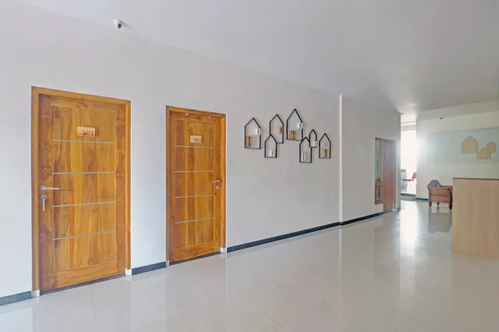 Суракарта: OYO 90410 Griya Amanah Jajar Syariah