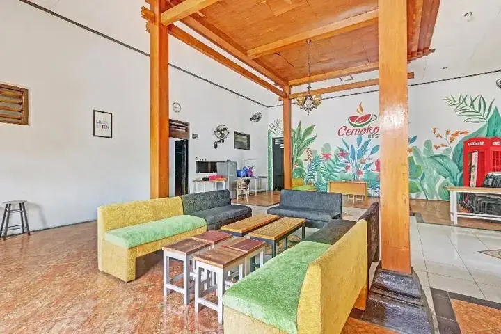 Суракарта: OYO 90446 Hotel Pajang Indah